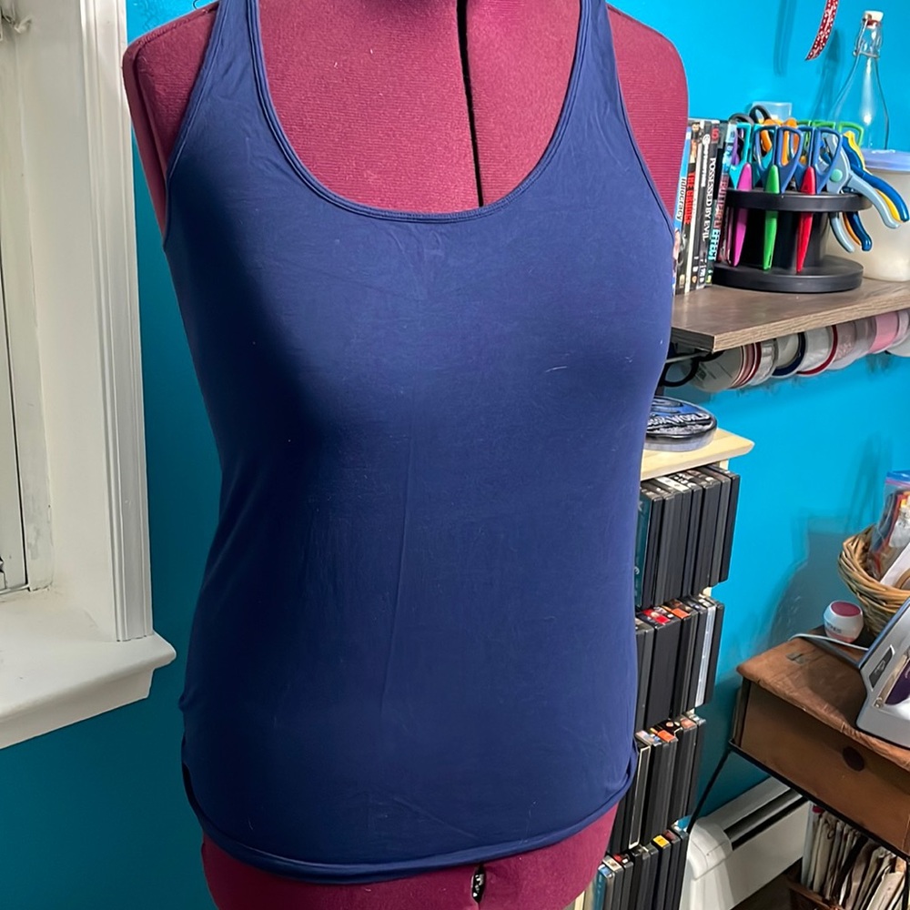Old Navy blue tank top